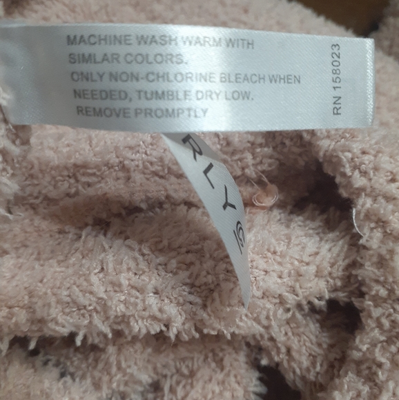 Kimbery C Lounge Set Size Large Blush Color - Picture 6 of 6